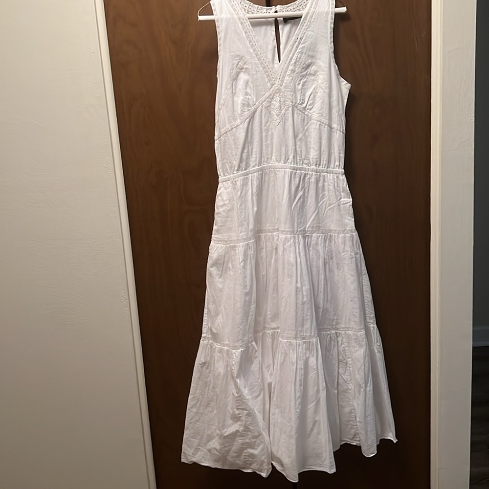 Dress - Picture 2 of 4